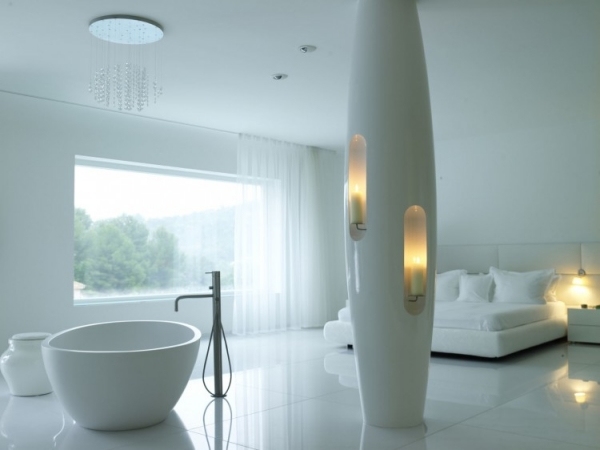 White bedroom freestanding bath tub lamps