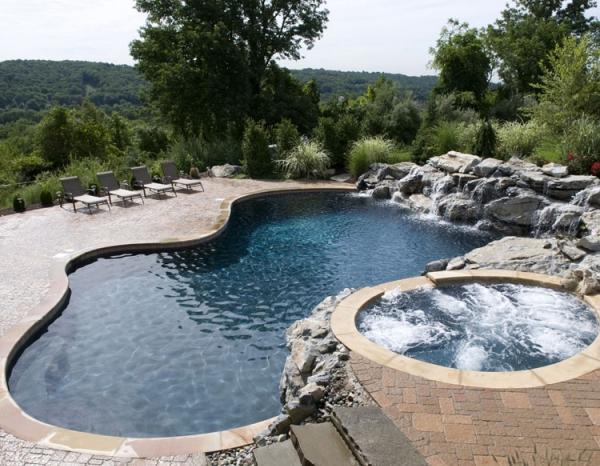 built in jacuzzi spa pool