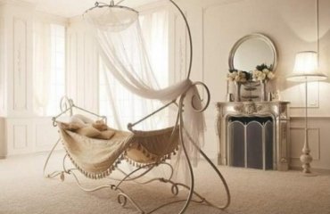 furniture-ideas-for-luxury-baby-room-decoration-gondola