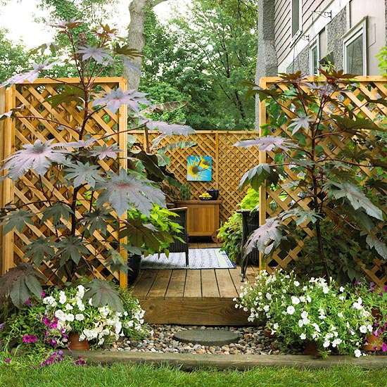 wooden-fence-privacy-panels