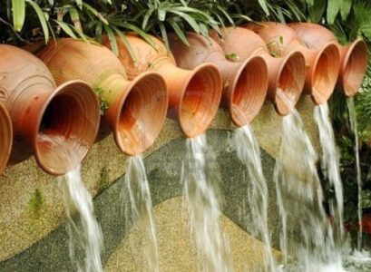 garden-fountain-terracotta