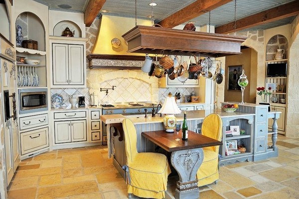 interior-design-ideas-french-kitchen design Mediterranean style 