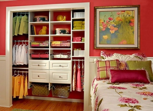  classic girl room open shelf system