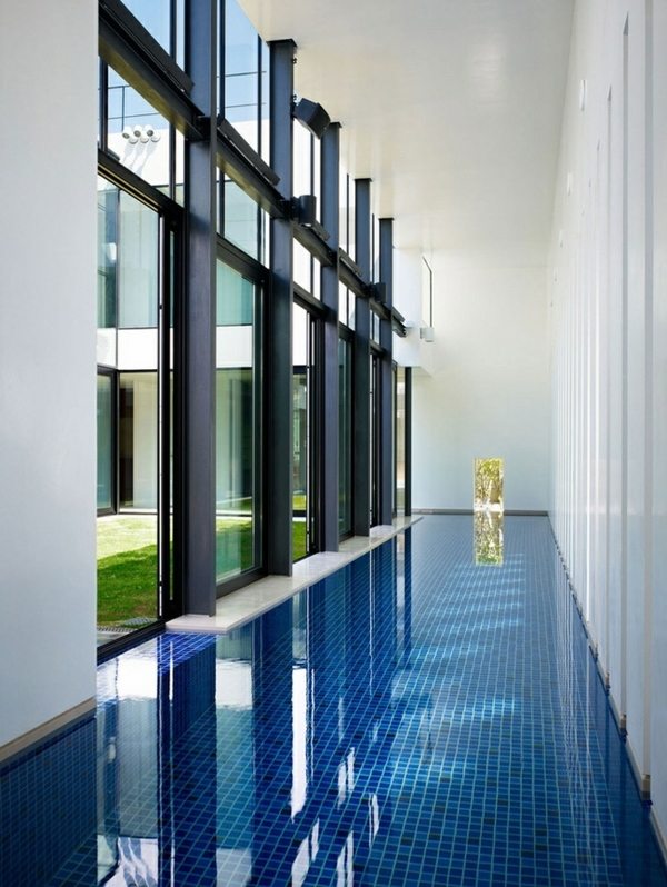 pool-house-entrance-large-glass-walls