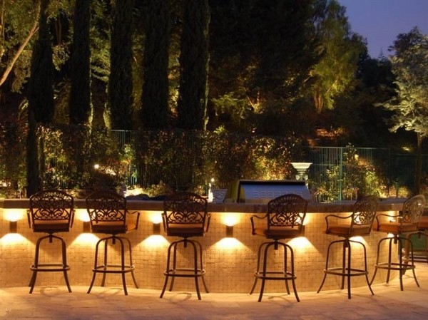 outdoor-lighting-designs-led-lights-aceents-bar-area