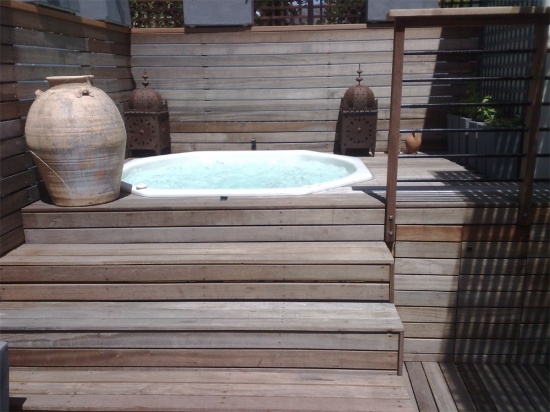 spa-area-ideas-bangkirai-wood-deck