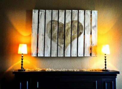 wall-decoration-from-wooden-pallets-upcycled-art-interior-items-heart