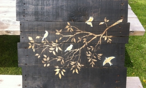 wooden pallets upcycled art birds