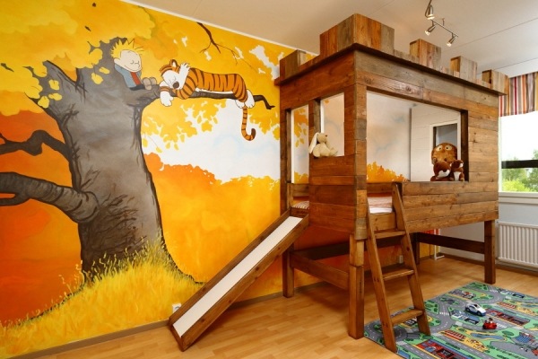wooden beds wall painting
