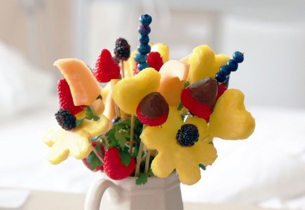 DIY gifts for Mothers Day easy ideas fruit bouquet ideas