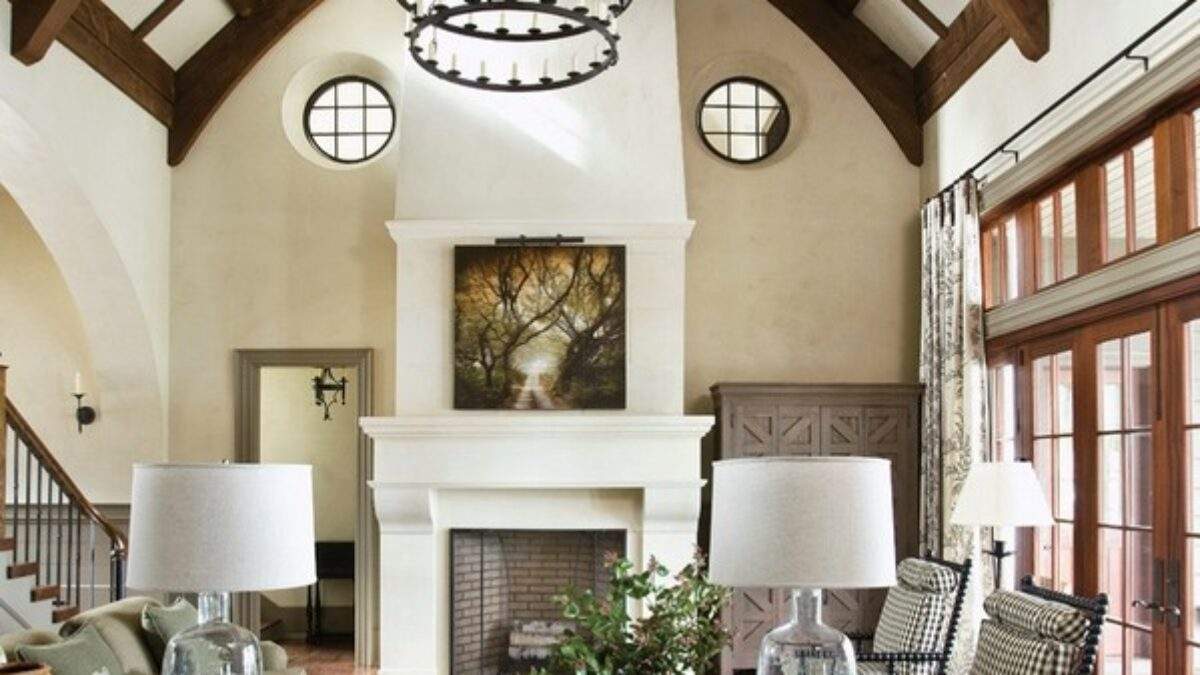 55 Unique Cathedral And Vaulted Ceiling Designs In Living Rooms