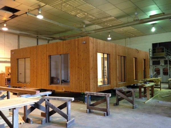 factory construction of prefab homes