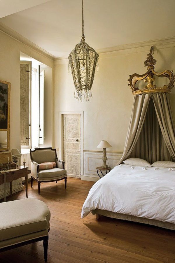 luxury bedroom poster bed designs crown