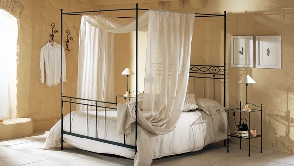 modern four poster bed design stylish iron frame bed posters