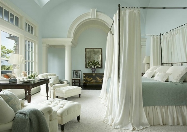 white blue bedroom design four poster bed white curtains