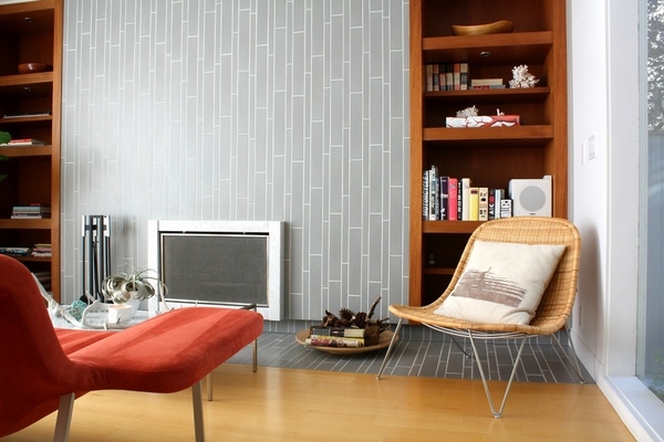 Contemporary-fireplace-surround-ideas-focal point gray tiles wall decoration