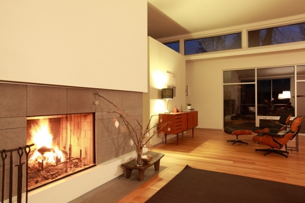 Contemporary-fireplace-surround-ideas-tiles glass screen modern interior