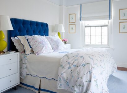 DIY-tufted-headboard-ideas-bedroom-decor-ideas-dark-blue-headboard