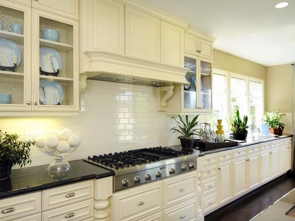 contemporary kitchen design backsplash tile ideas pale cabinetry