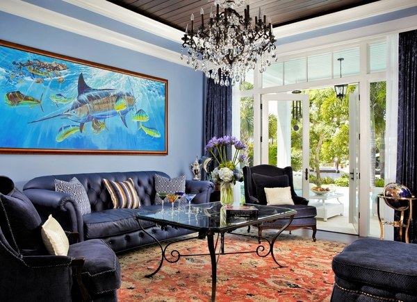 dramatic black-chandelier-living room decorating