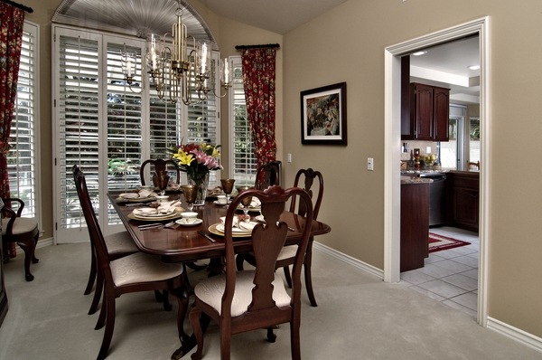 elegant formal dining room-plantation-shutters-