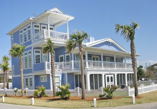 exterior-paint-color-schemes-classic beach blue white