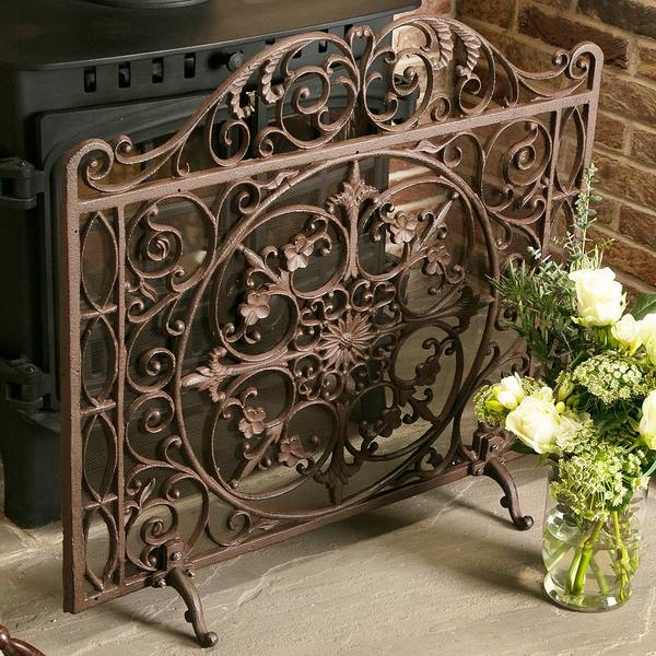 footed cast iron-fire-screen-classic-design