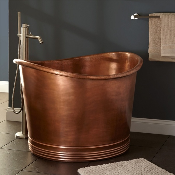 japanese-soaking-tubs-small-bathroom-round tub copper