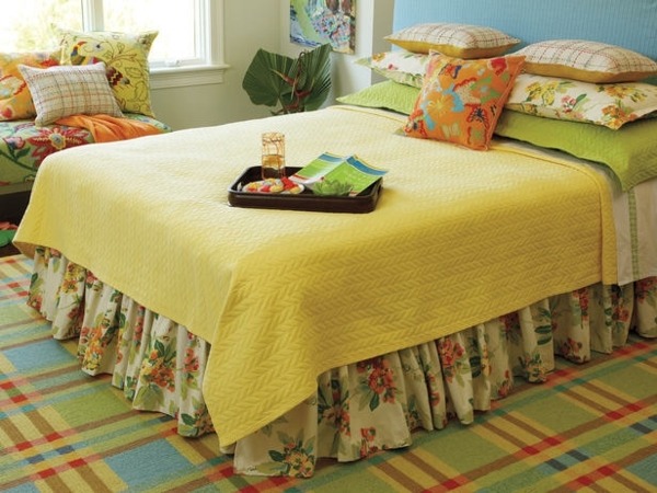 small bedroom decorating ideas bright colorful fabrics green orange blue yellow