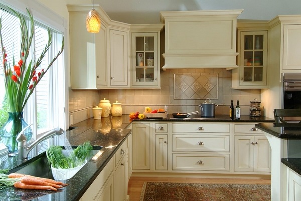 ucontemporary white cabinets