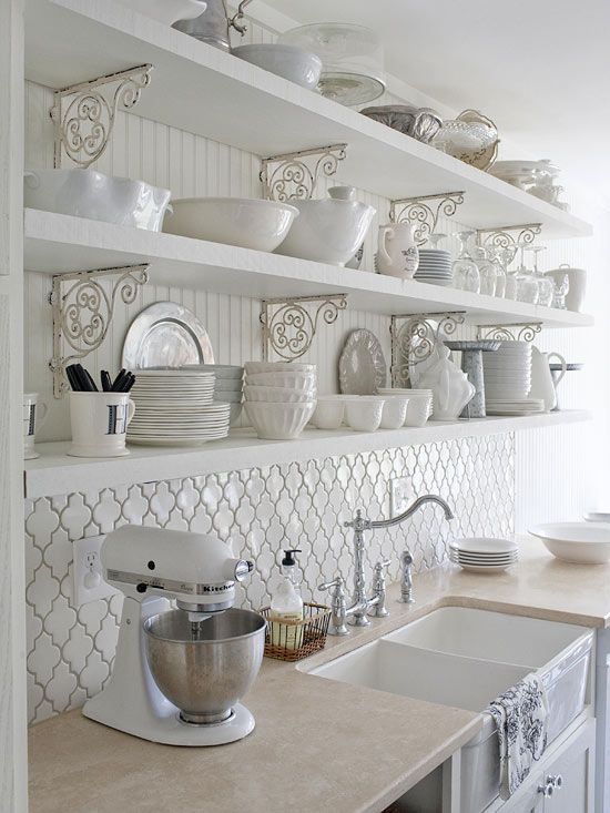 white-kitchen moroccan-lantern-backsplash-tile-idea