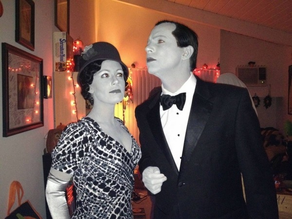 Halloween costumes for couples ideas black white movies couples-halloween-costumes-ideas theme black white movies
