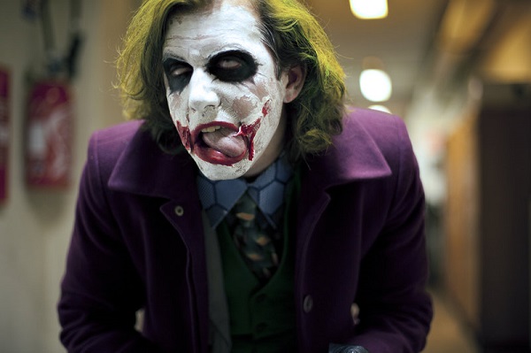 Joker-Halloween-costume-ideas-men-scary