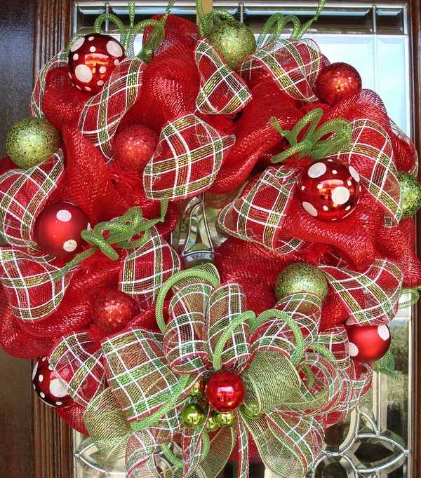artificial-christmas-wreaths-ideas DIY deco mesh christmas wreaths designs