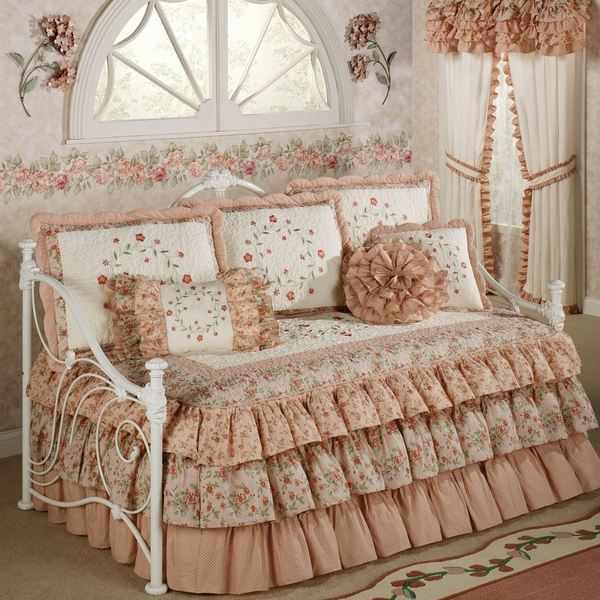 bedroom furniture daybed bedding ideas colorful floral motifs