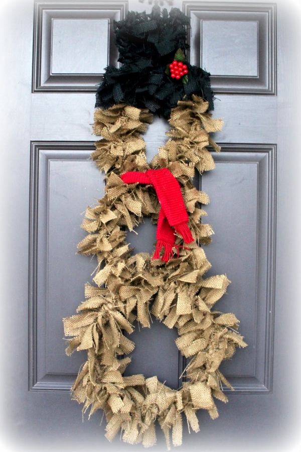 burlap-christmas-wreaths-ideas homemade christmas decoration ideas