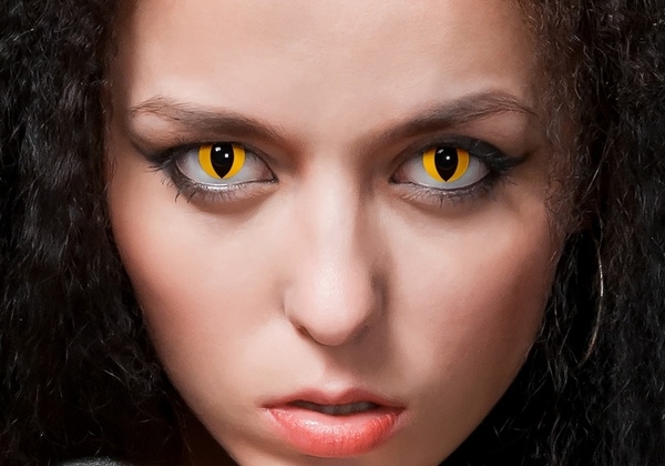 Cute or spooky Halloween contact lenses and make up ideas