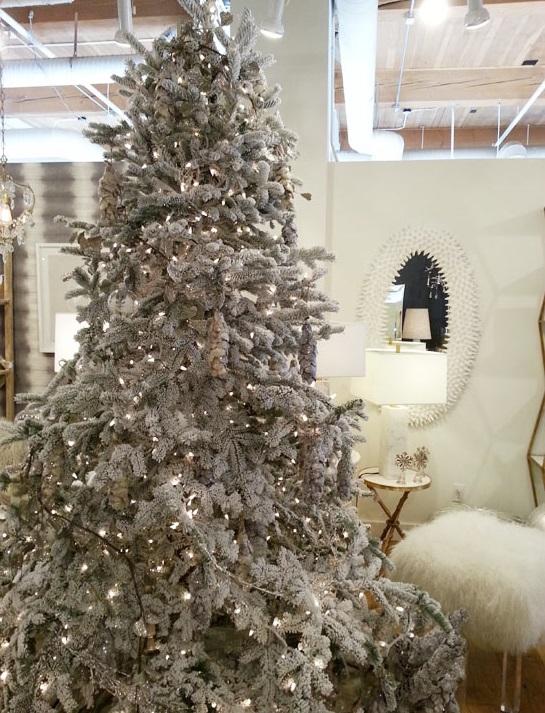 Decorated Christmas trees – dazzling tree decoration ideas