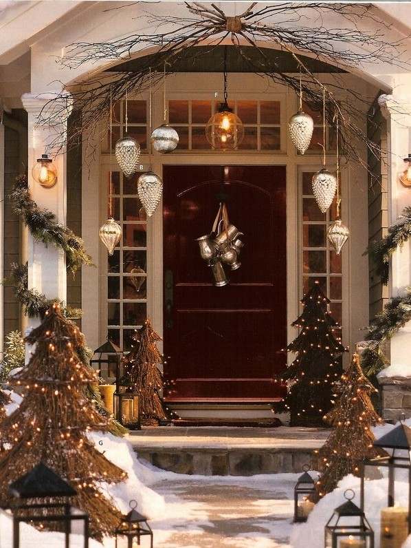 decorated christmas trees front door christmas decoration ideas lanters