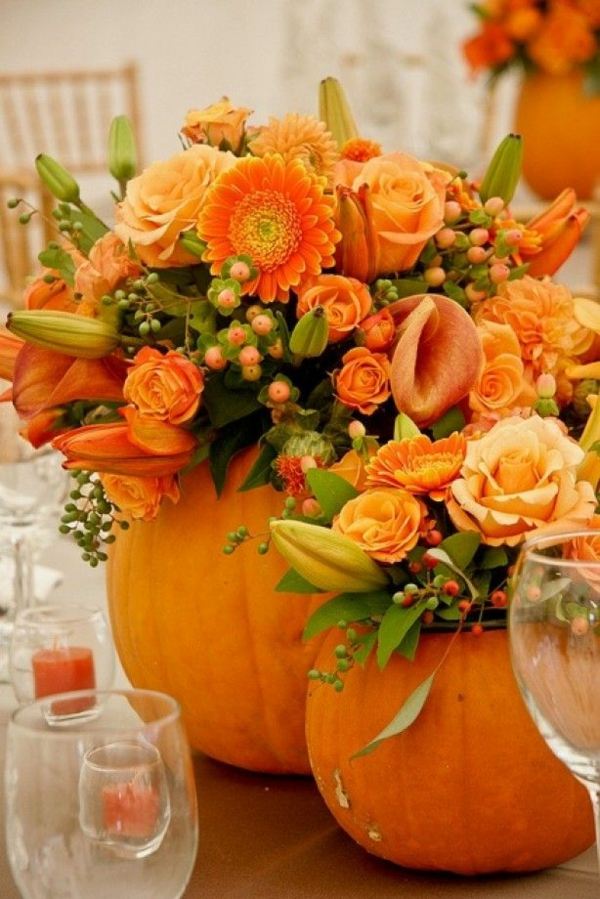 easy-halloween-decorations-small-vase-DIY-pumpkins-autumn-flowers