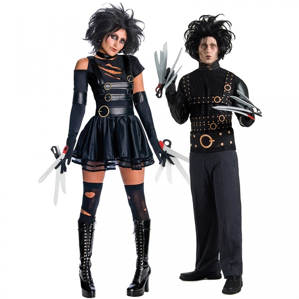  Couples  Halloween  costumes  ideas  for a unique  party mood