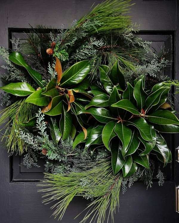 fresh-christmas-wreaths- ideas-DIY-door-decoration