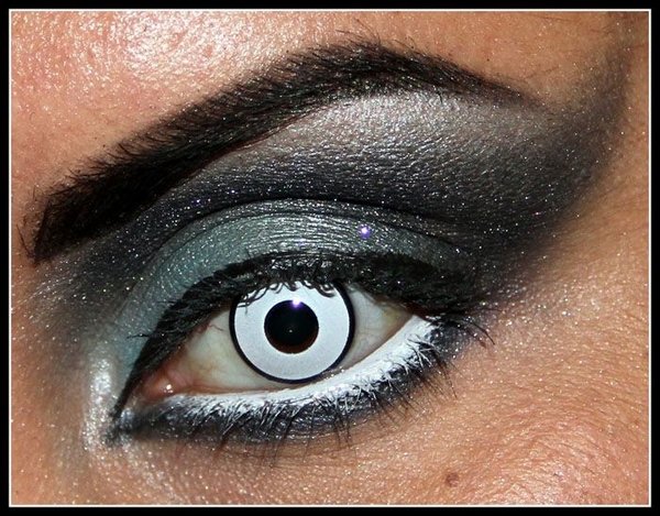 halloween-contact-lenses-and-make-up-ideas-white-colored-lenses