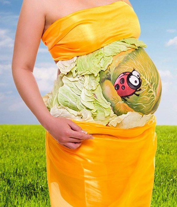 Pregnant Halloween costumes for charming moms to be