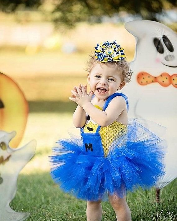 Easy DIY Halloween Costume Ideas with tutus  Diy minion costume, Minion  halloween costumes, Diy halloween costumes