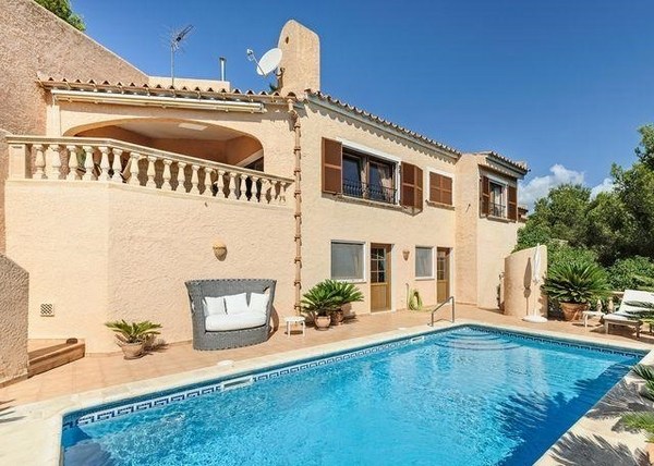 luxury-villas-in-Mallorca-holiday-homes-dream-vacations