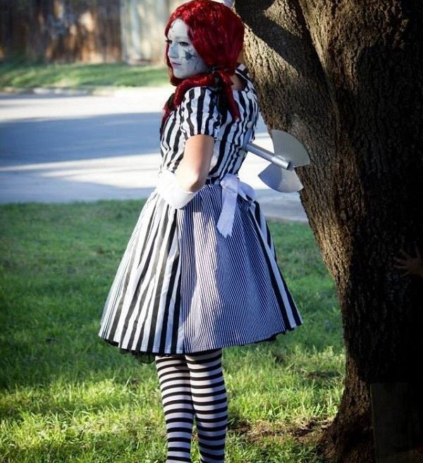 original-creative-halloween-costumes-for-women-stripes
