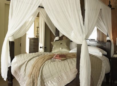 wood-canopy-bed-frame-white-canopy-curtains-canopy-bed-ideas