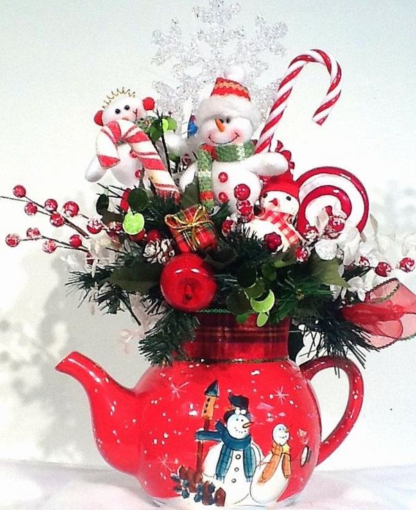 DIY centerpieces holiday table decorating ideas teapot