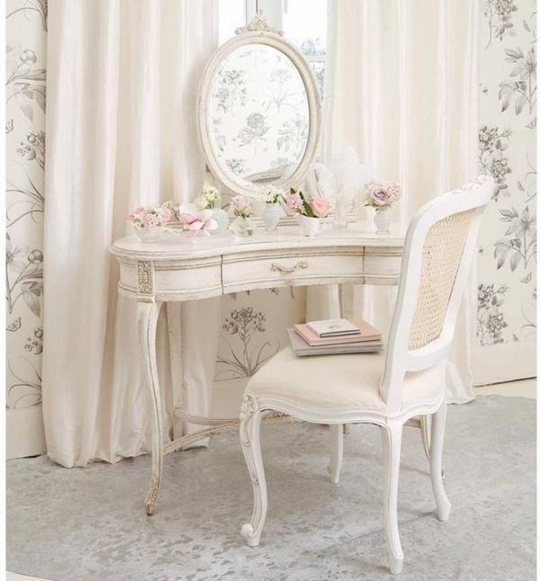 Vanity table white color mirror white stool curtains